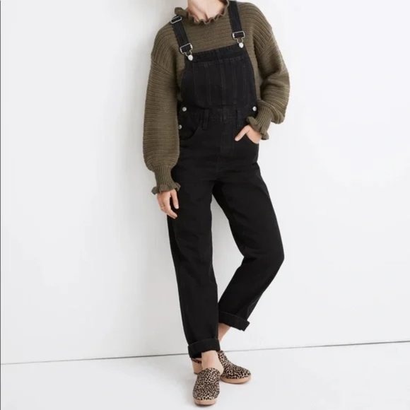 Madewell Denim - Madewell Straight Leg Overalls in Lunar Wash, S